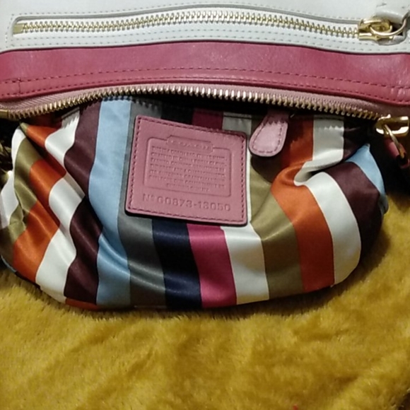 Coach - Picture 4 of 8